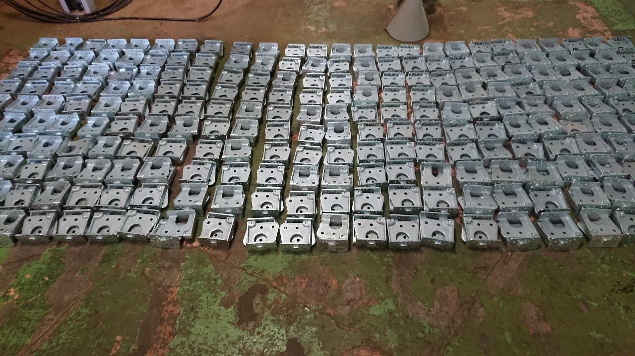 ウッドテック金物1800個出荷 最終確認