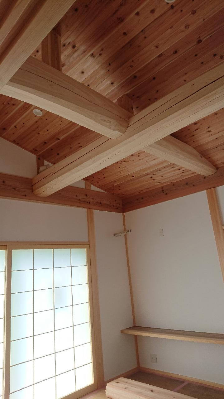 丸太梁の現場